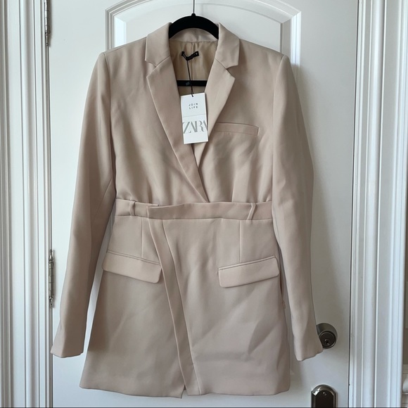 Luxurious Cream blazer dress - Picture 9 of 10